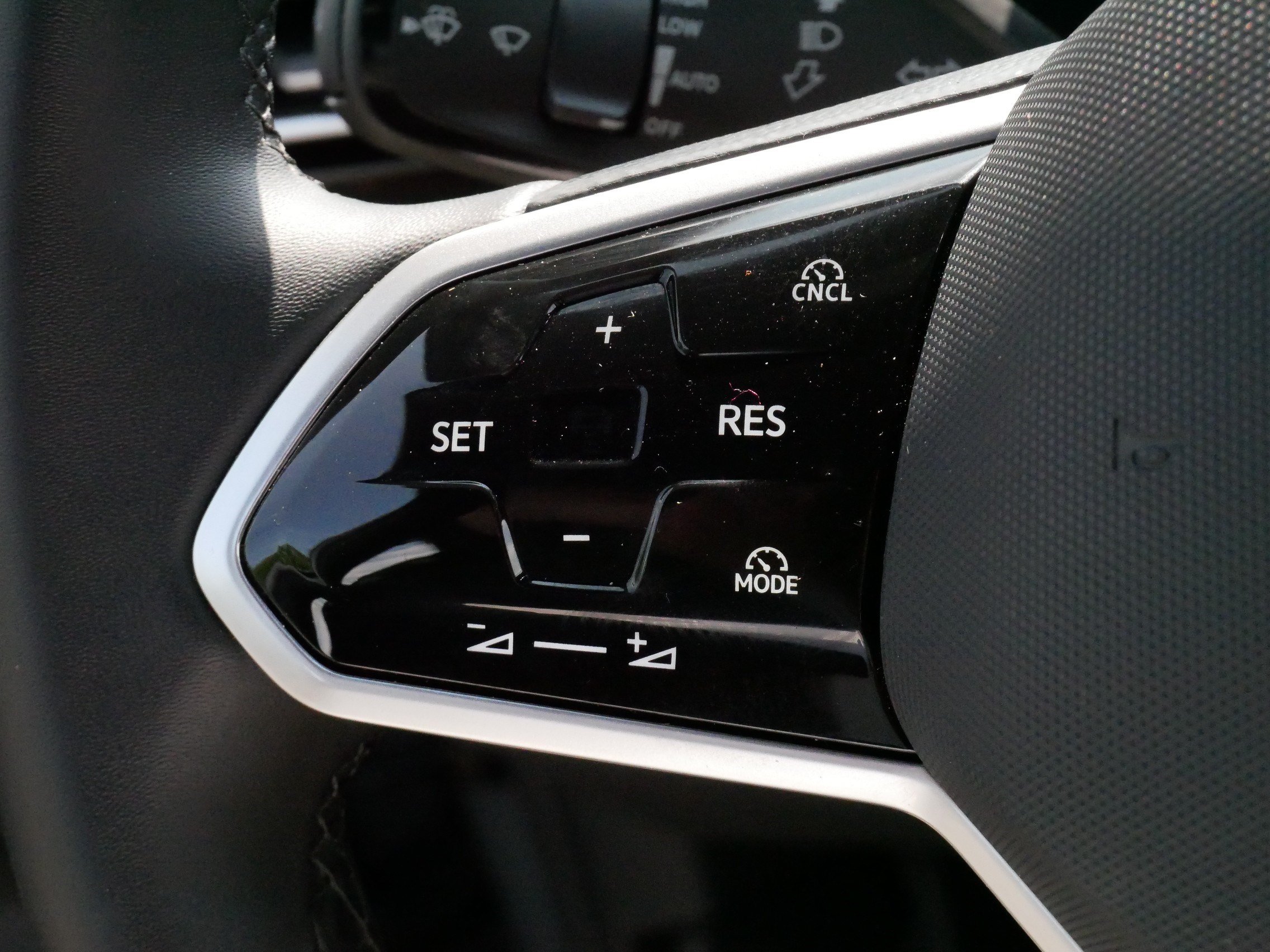 Certified 2025 Volkswagen ID.4 Pro S Plus AWD/4WD image 26
