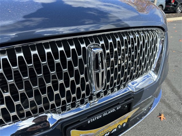 Certified 2022 Lincoln Corsair AWD w/ Equipment Group 101A image 10