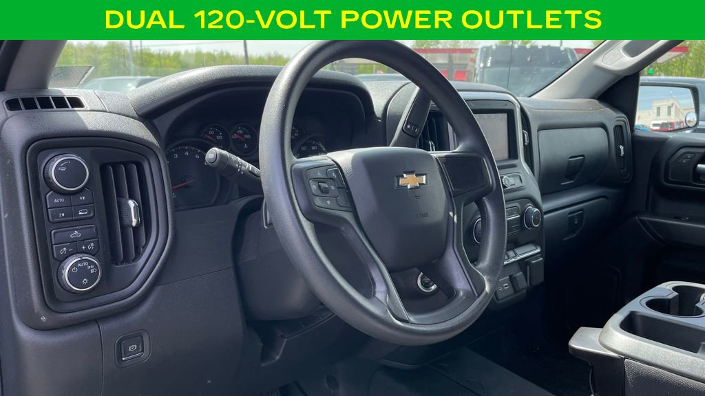 Used 2022 Chevrolet Silverado 1500 Custom w/ LPO, Dark Essentials Package AWD/4WD image 17
