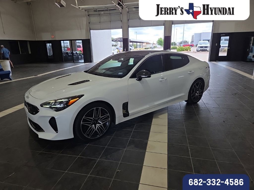 Used 2022 Kia Stinger GT1 RWD video 1