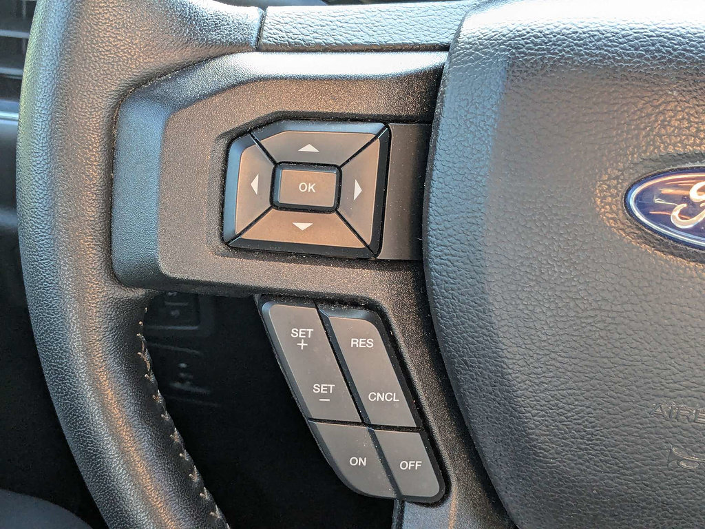 Used 2020 Ford F150 XLT w/ Equipment Group 302A Luxury AWD/4WD image 25