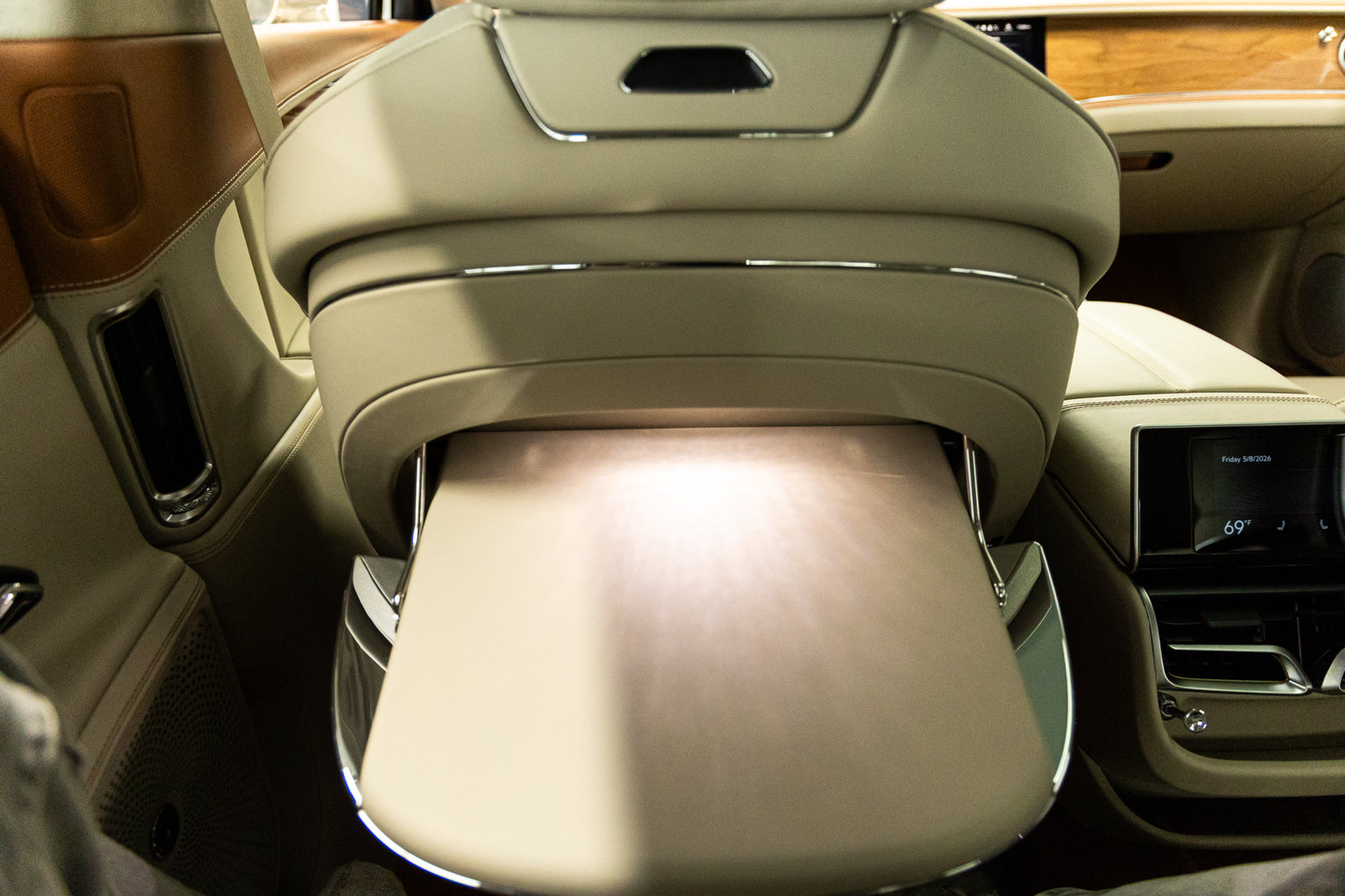 Certified 2026 Bentley Flying Spur V8 AWD/4WD image 49