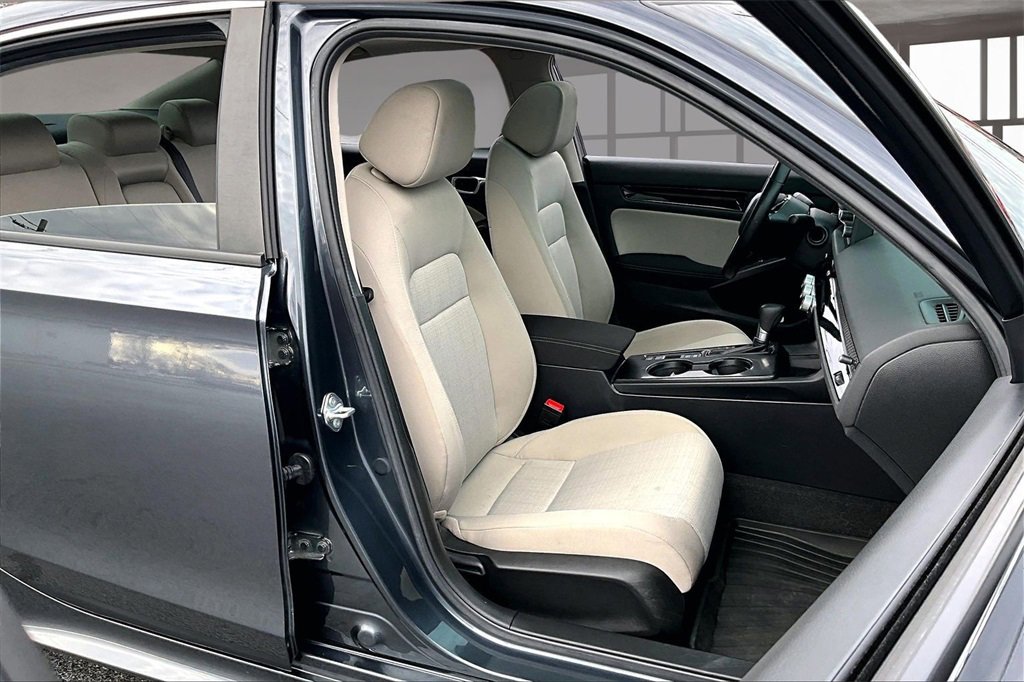 Used 2024 Honda Civic EX image 7
