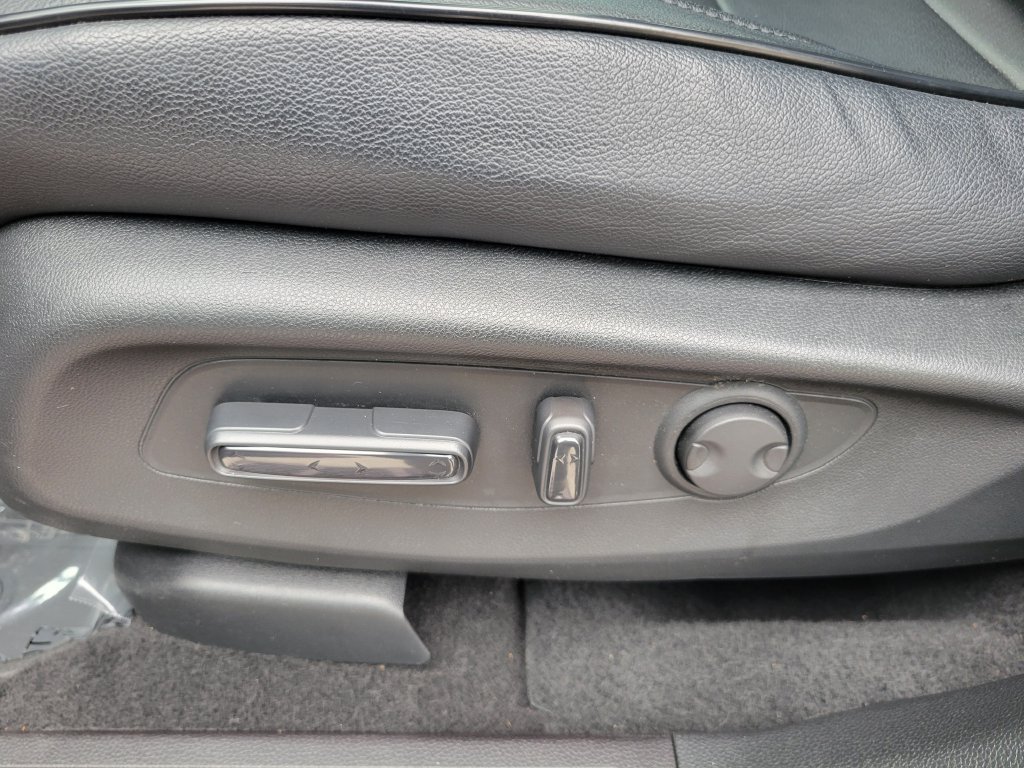 Used 2025 Honda CR-V EX image 17