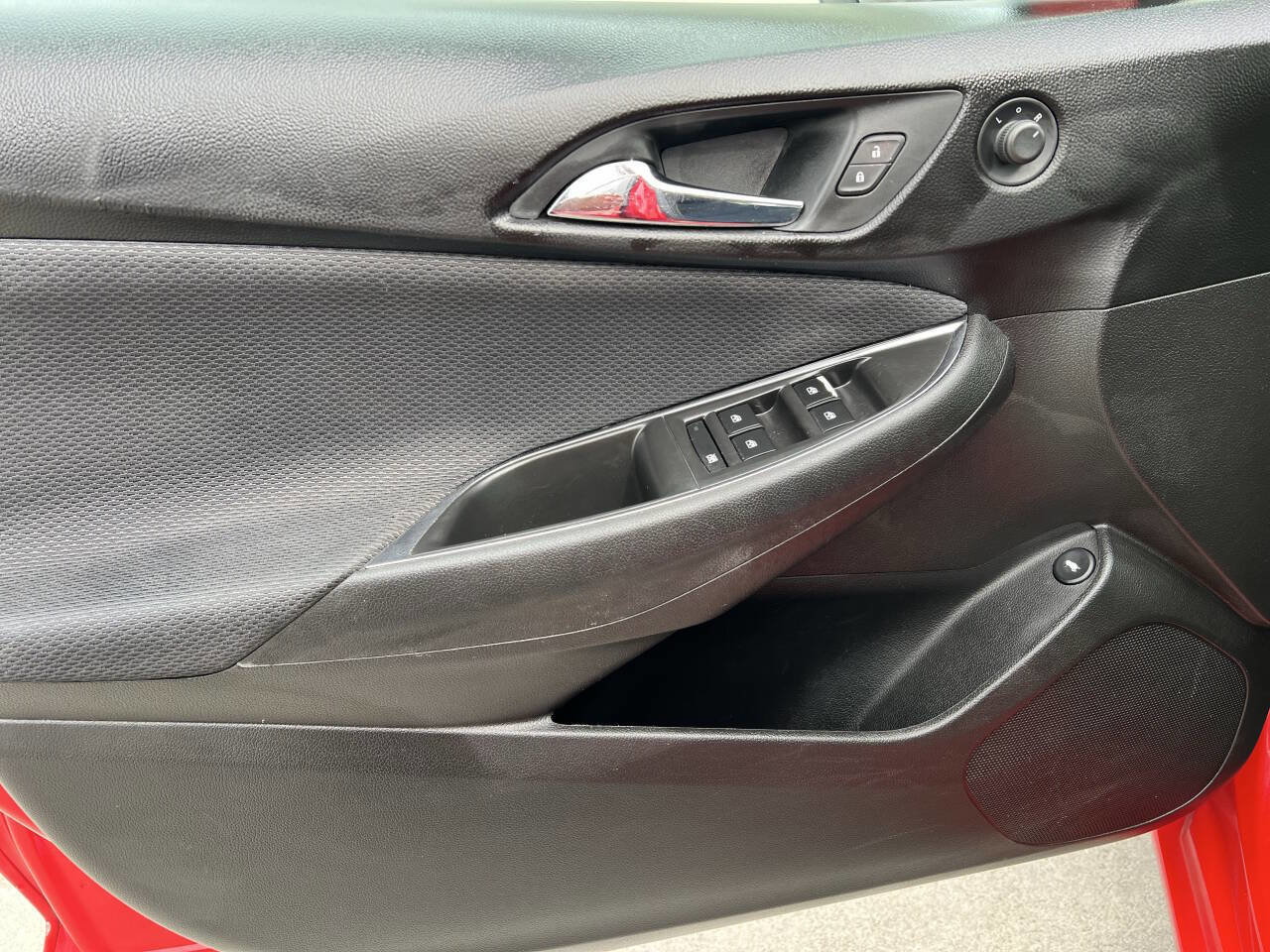 Used 2018 Chevrolet Cruze LS image 19