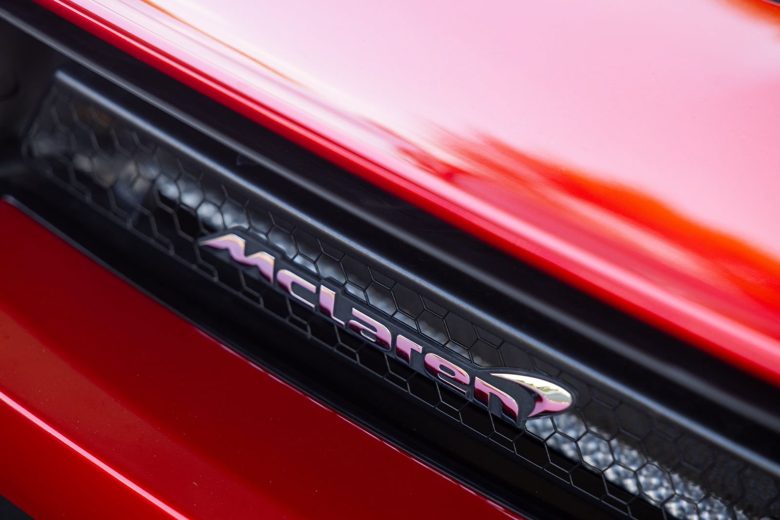 Used 2021 McLaren 720S Performance RWD image 22