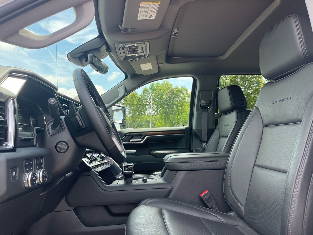 Used 2024 GMC Sierra 1500 Denali w/ Denali Reserve Package image 9