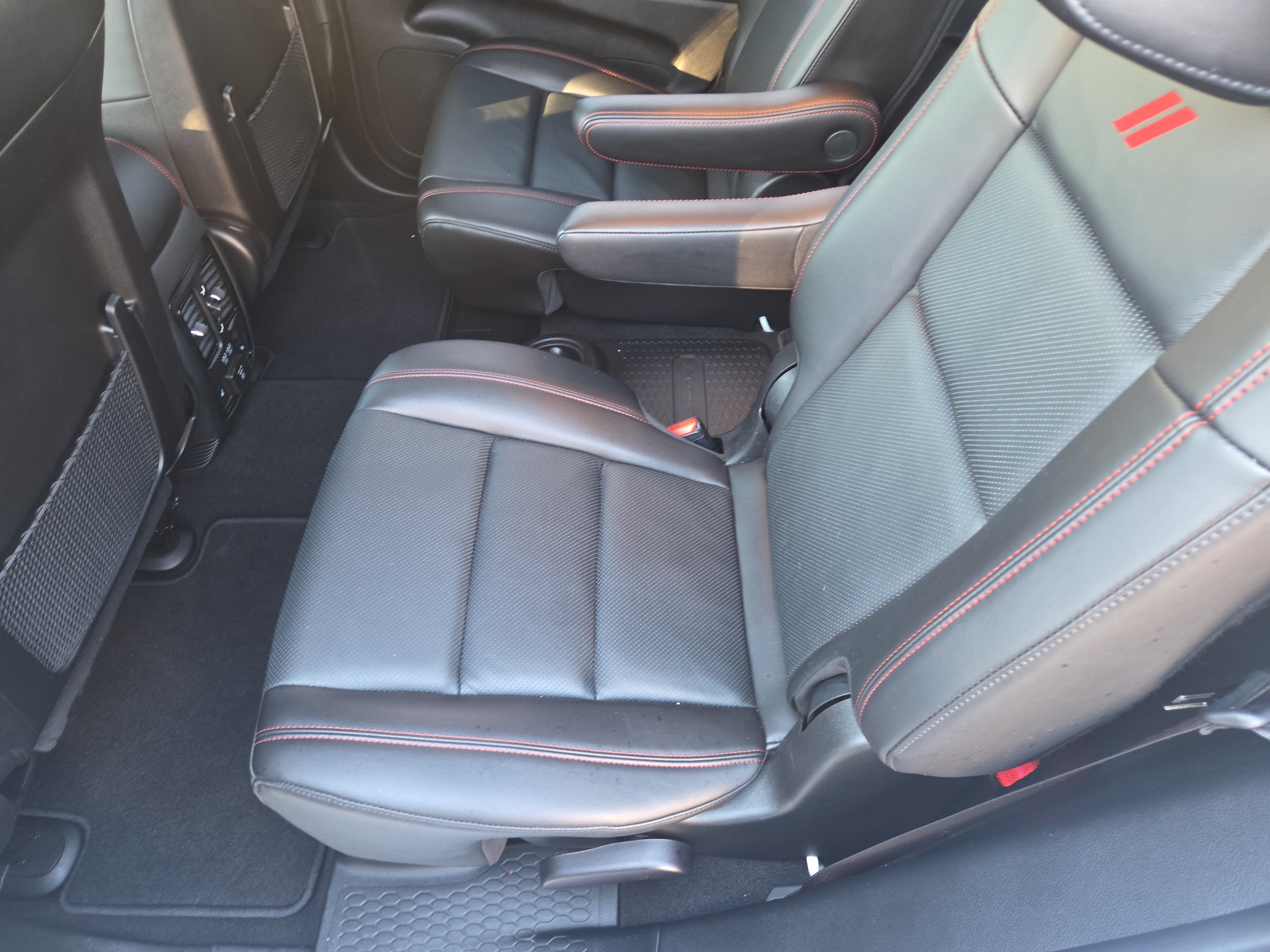 Used 2023 Dodge Durango R/T AWD/4WD image 25