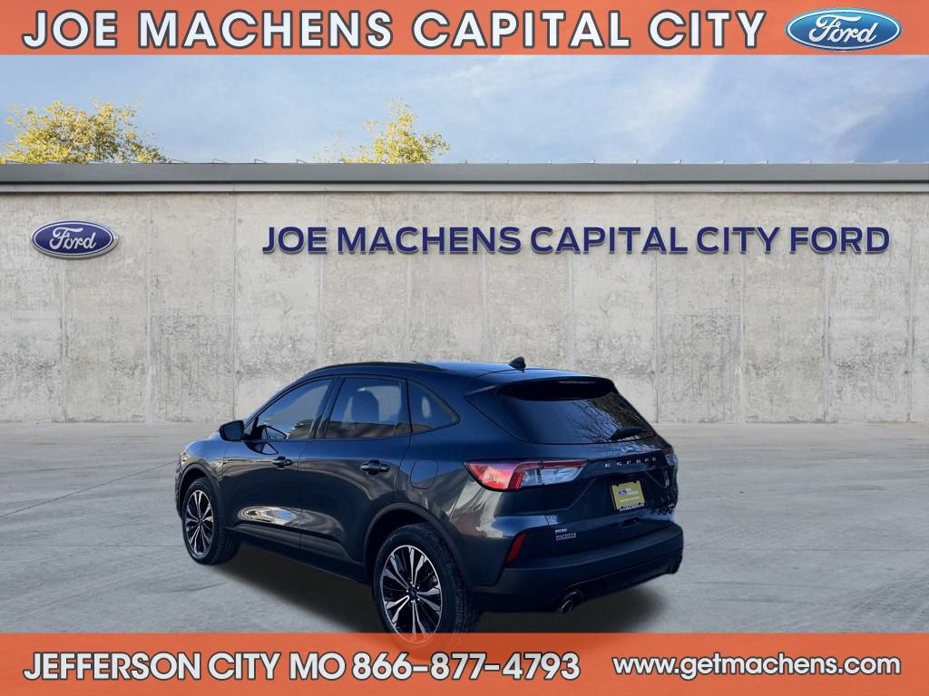 Certified 2022 Ford Escape SE w/ SE Sport Appearance Package image 6
