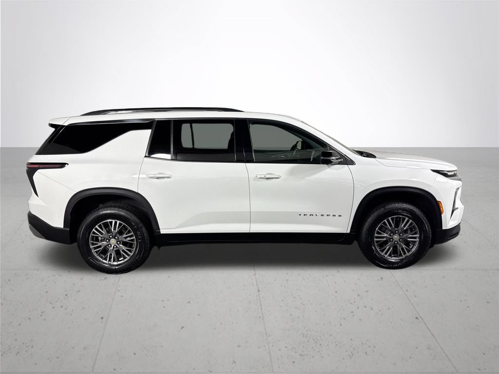 Used 2024 Chevrolet Traverse LT AWD/4WD image 5