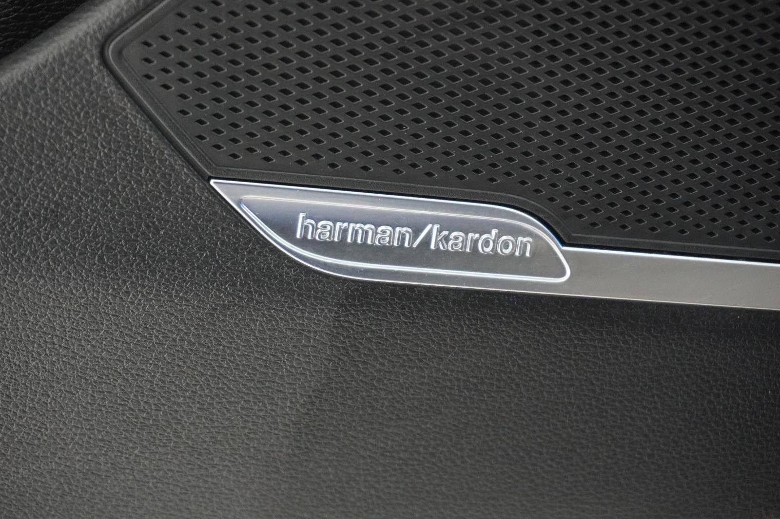 Used 2023 Kia Sportage SX image 12