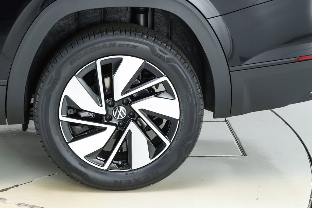 New 2026 Volkswagen Atlas SE image 6