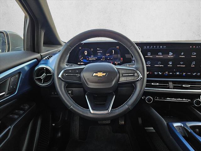 New 2025 Chevrolet Equinox EV LT w/ Convenience Package II FWD image 12