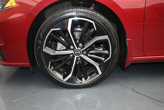 Certified 2024 Nissan Altima 2.5 SR AWD/4WD image 12
