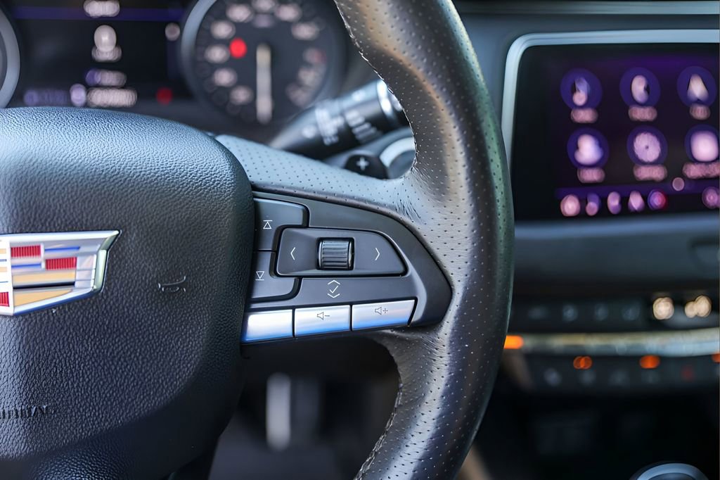 Used 2022 Cadillac XT4 Sport image 13