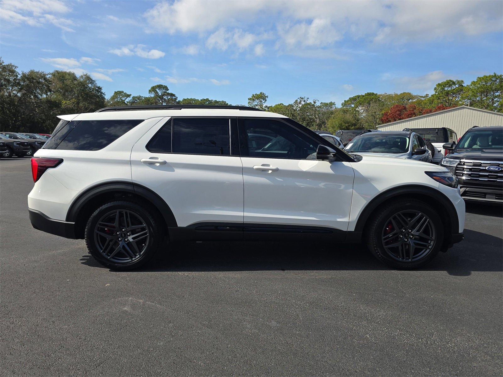 New 2026 Ford Explorer ST w/ Sun And Sound Package image 3