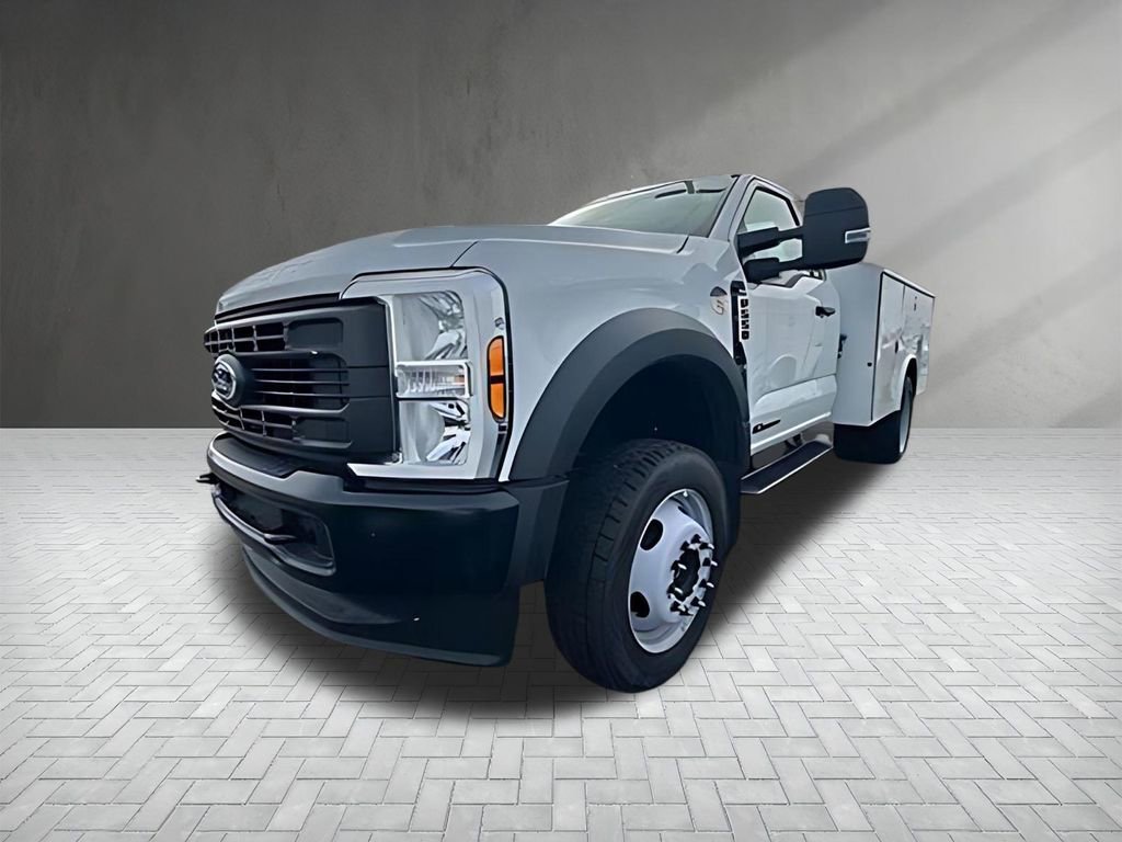 New 2025 Ford F550 4x4 Regular Cab Super Duty image 3