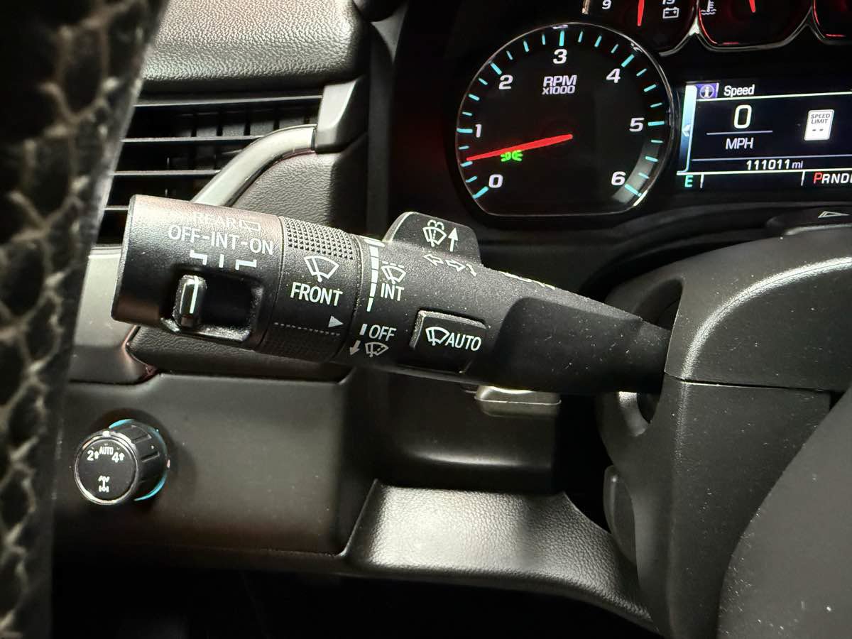 Used 2019 Chevrolet Tahoe LT AWD/4WD image 16