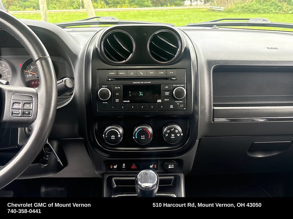 Used 2016 Jeep Patriot High Altitude AWD/4WD image 20