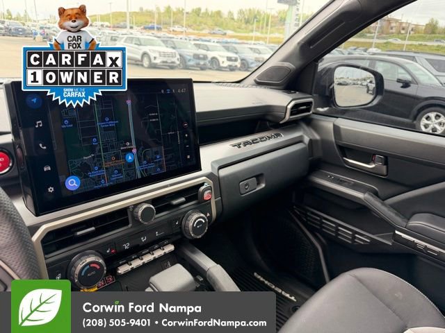 Used 2025 Toyota Tacoma TRD Off-Road w/ TRD Off Road Upgrade Package AWD/4WD image 10