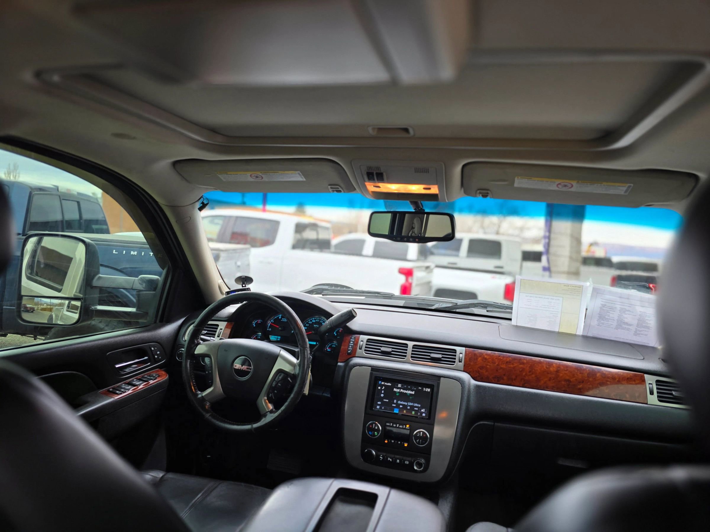 Used 2011 GMC Sierra 3500 SLT image 9