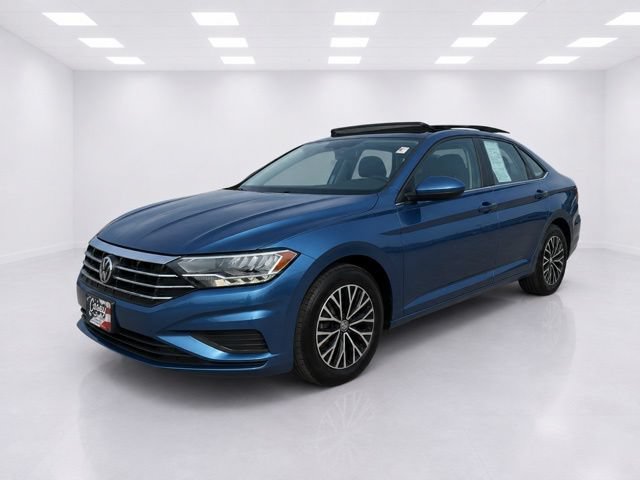 Used 2019 Volkswagen Jetta SE w/ Cold Weather Package FWD image 5
