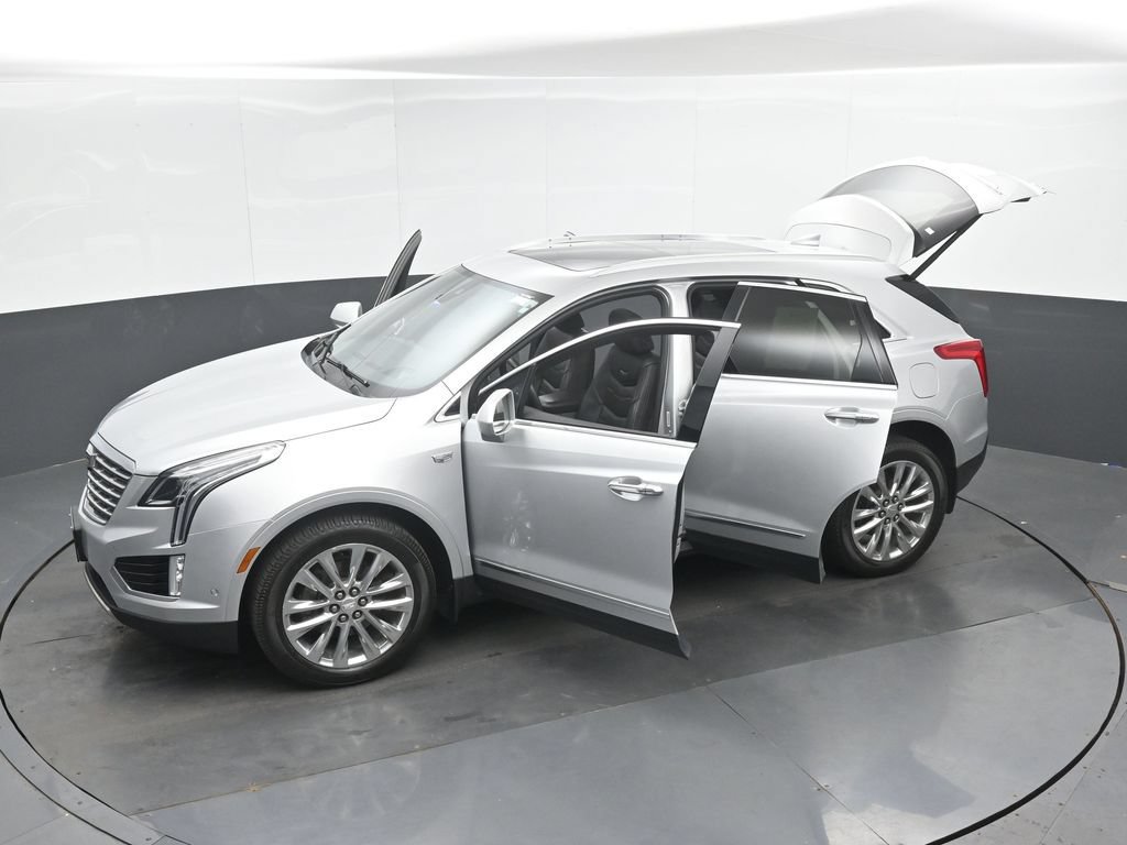 Used 2017 Cadillac XT5 Platinum w/ Driver Assist Package AWD/4WD image 50