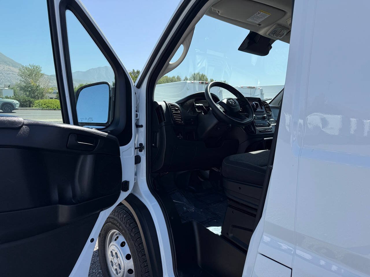 Used 2023 RAM ProMaster 1500 FWD image 13