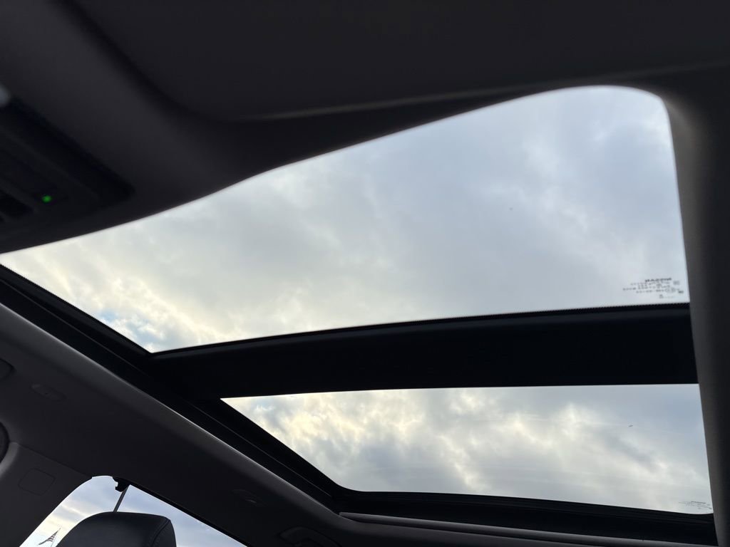 Used 2023 Nissan Rogue Platinum w/ Platinum Premium Package image 24