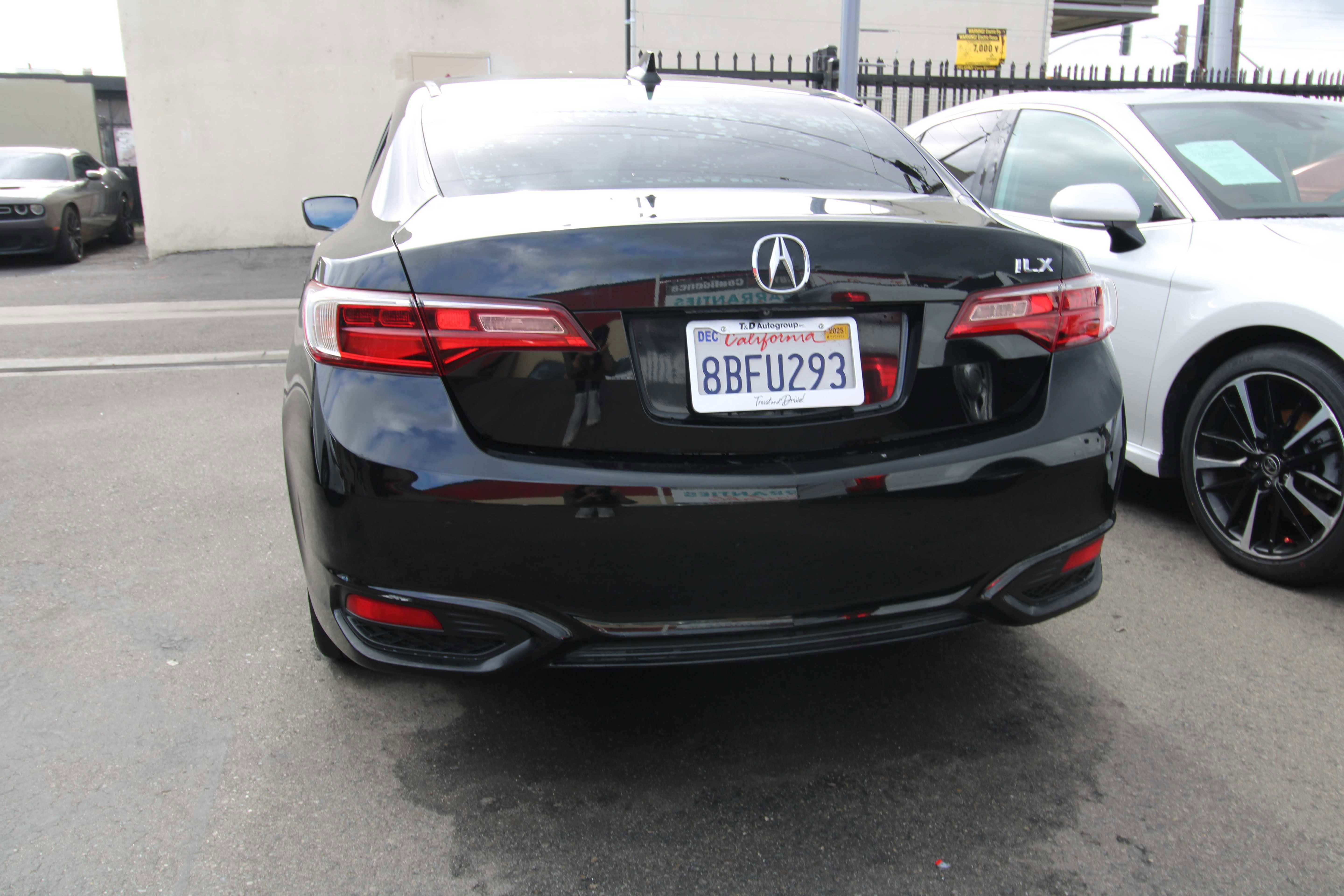 Used 2017 Acura ILX image 7