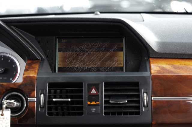 Used 2010 Mercedes-Benz GLK 350 2WD w/ Multimedia Pkg image 37