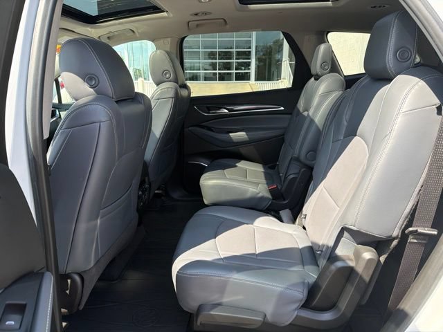 Used 2018 Buick Enclave Premium w/ Experience Buick Package AWD/4WD image 25