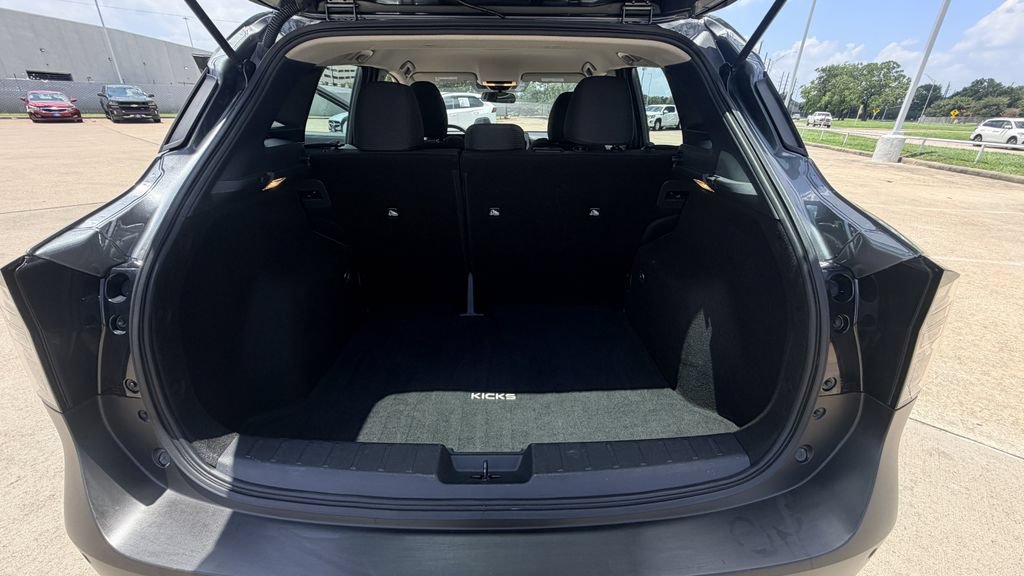 Used 2025 Nissan Kicks S FWD image 28