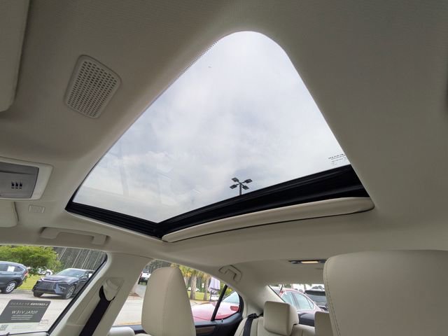 Used 2025 Lexus ES 350 w/ Premium Package image 27