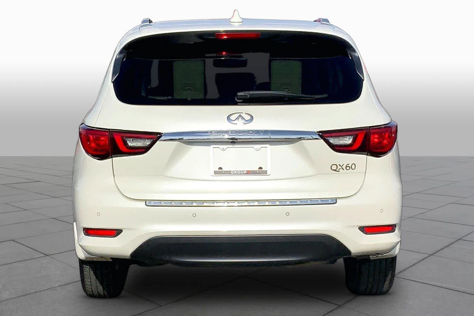 Used 2019 INFINITI QX60 Luxe w/ Essential Package AWD/4WD image 5