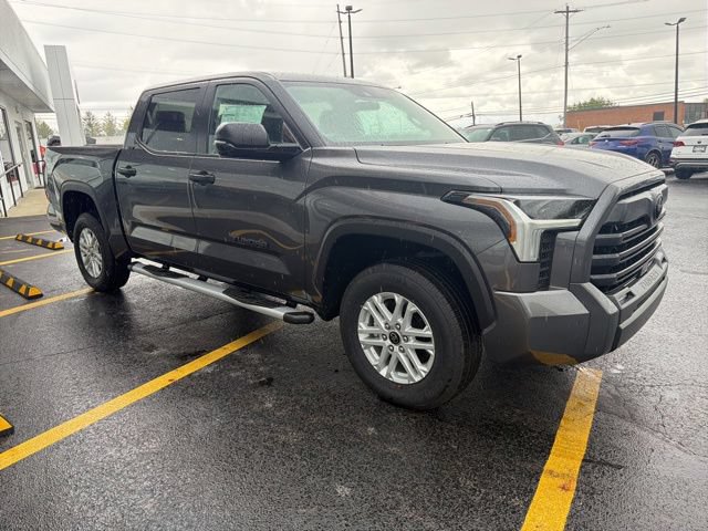 New 2024 Toyota Tundra SR5 w/ SR5 Convenience Package AWD/4WD image 7