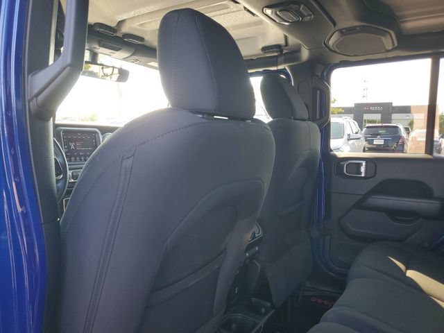 Used 2020 Jeep Wrangler Unlimited Sahara w/ Uconnect 4C Nav & Sound Group AWD/4WD image 10
