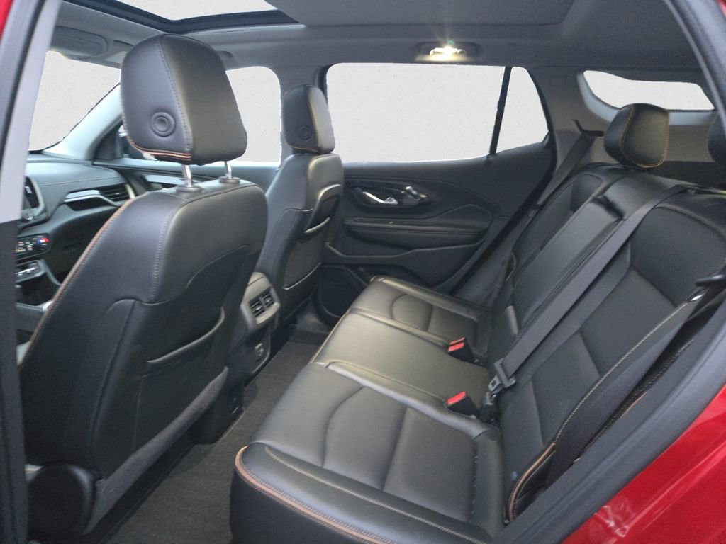 Used 2023 GMC Terrain AT4 image 16