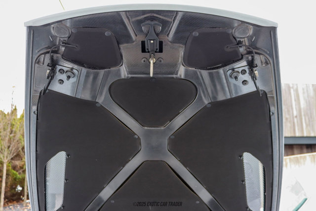 Used 2014 Aston Martin Vanquish Coupe image 20