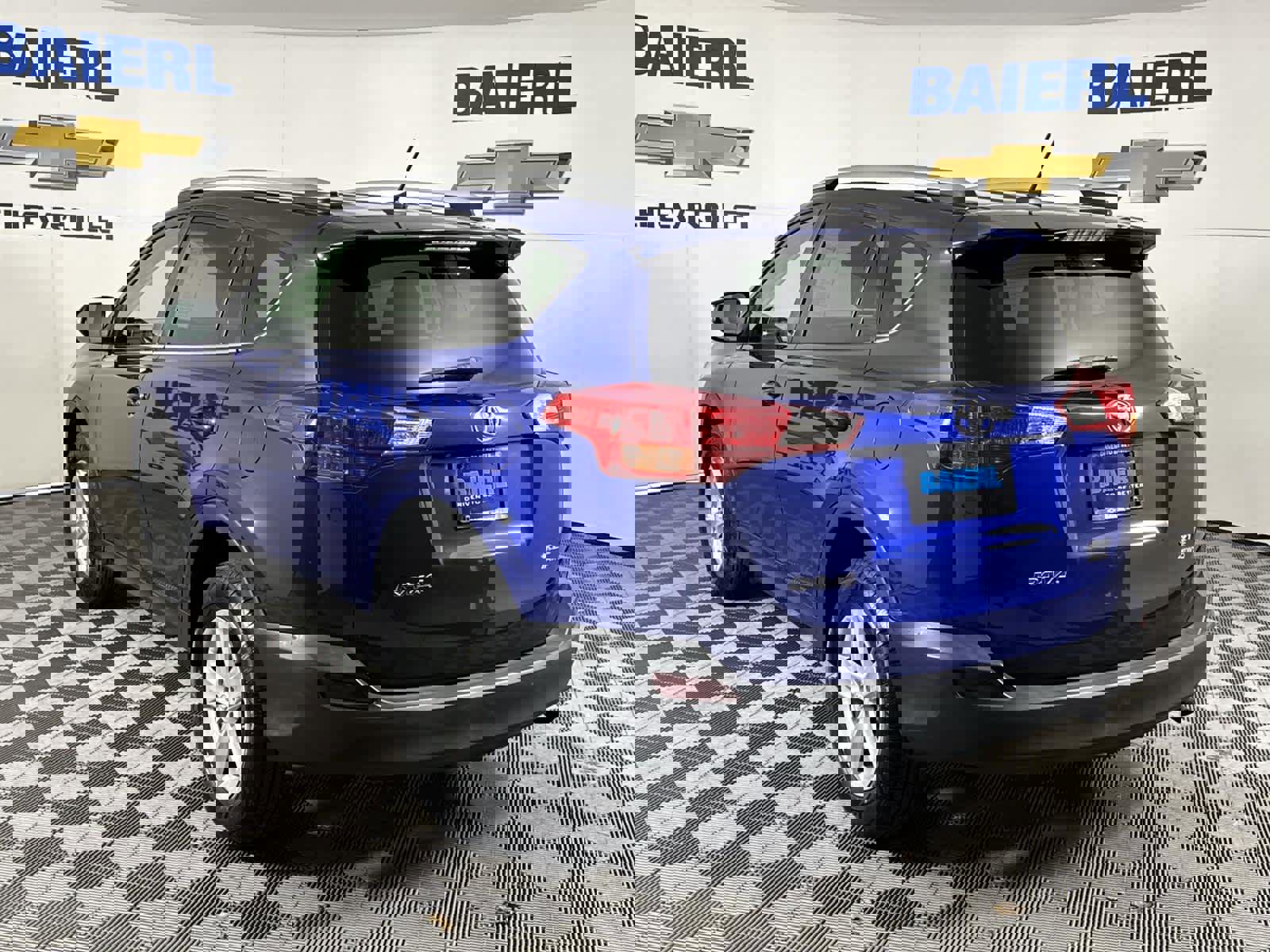 Used 2014 Toyota RAV4 XLE image 3