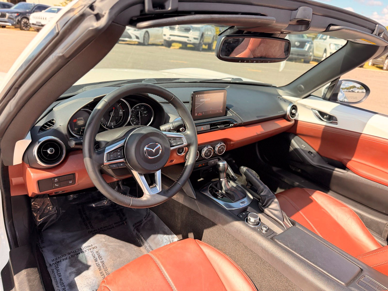 Used 2018 MAZDA MX-5 Miata RF Grand Touring RWD image 9