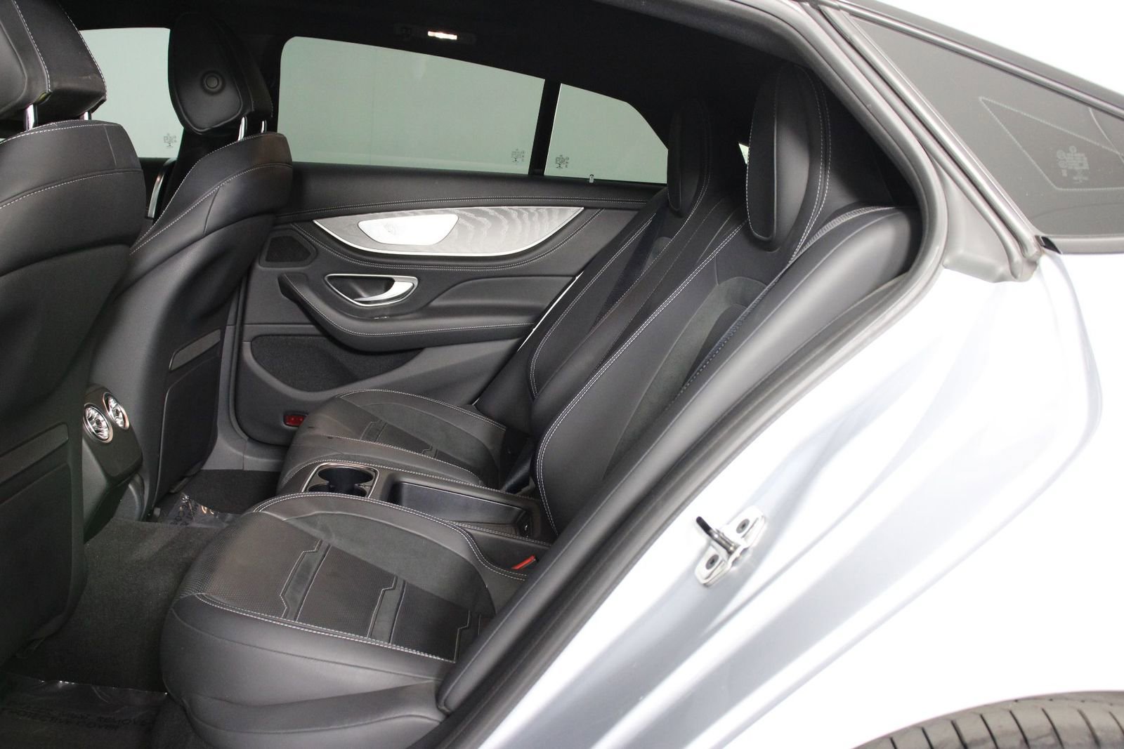 Used 2022 Mercedes-Benz AMG GT 43 image 32