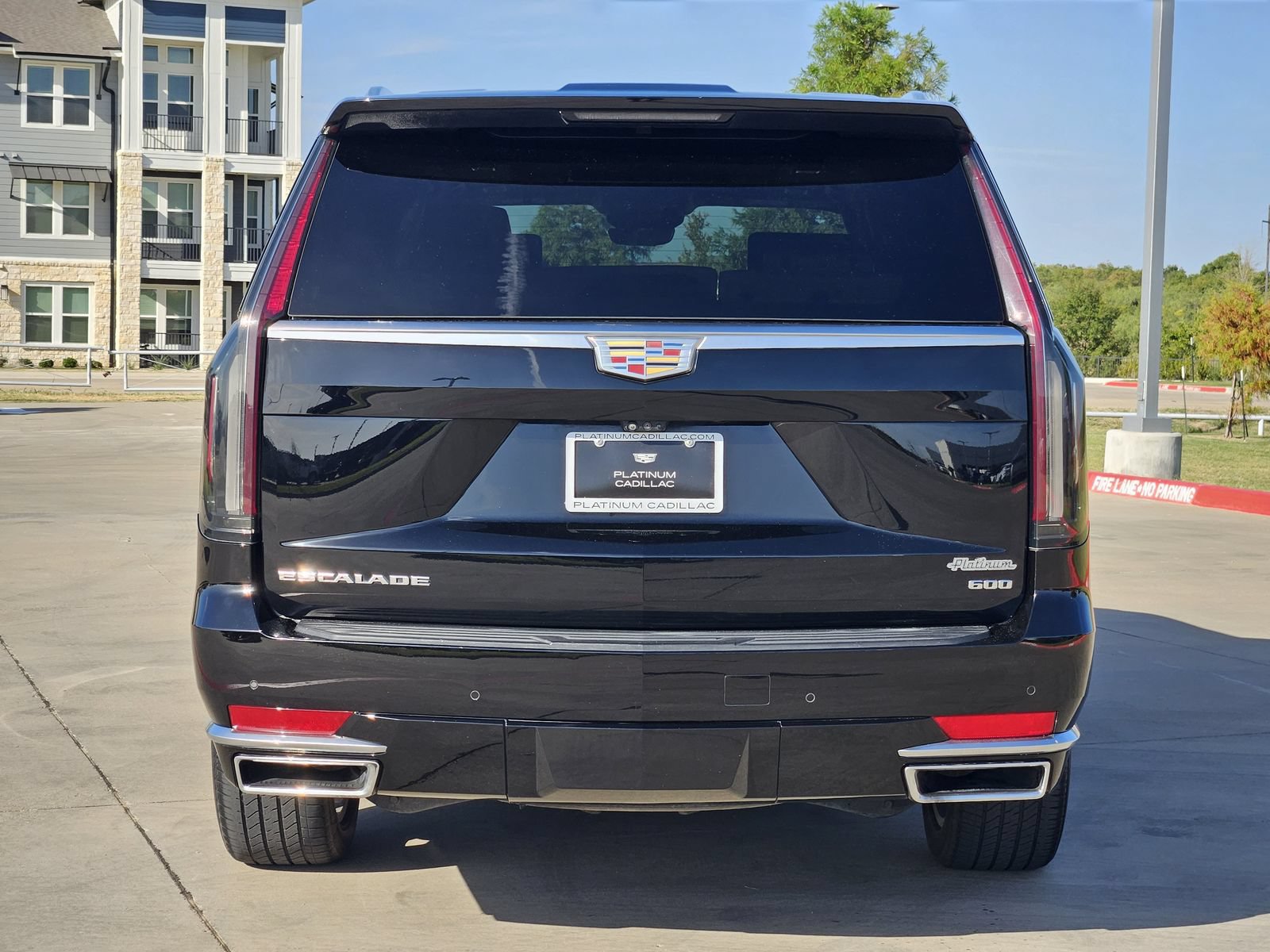 Used 2021 Cadillac Escalade Premium Luxury Platinum AWD/4WD image 8