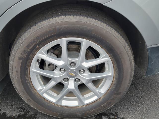 Used 2024 Chevrolet Equinox LT w/ LPO, Floor Liner Package FWD image 35