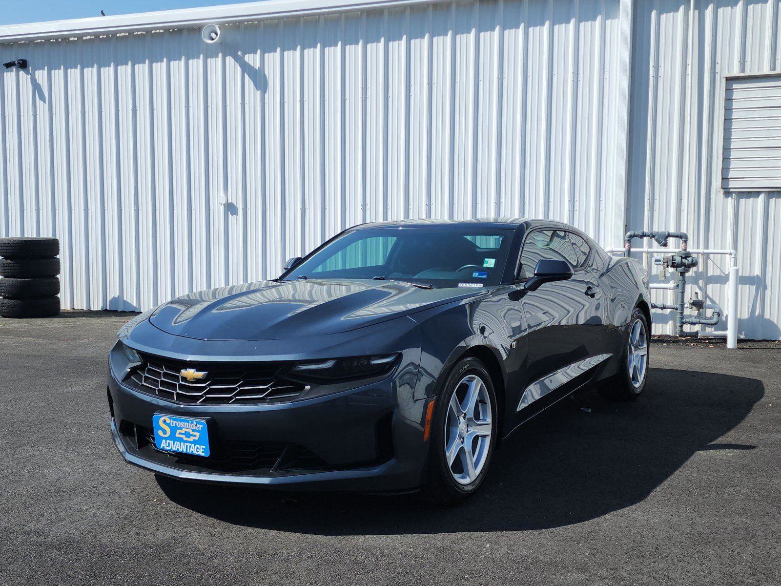 Used 2019 Chevrolet Camaro LT w/ Technology Package image 1