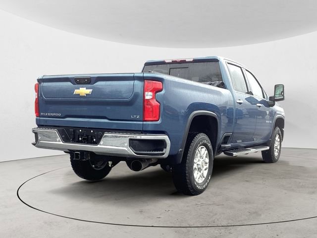 Used 2024 Chevrolet Silverado 3500 LTZ image 5