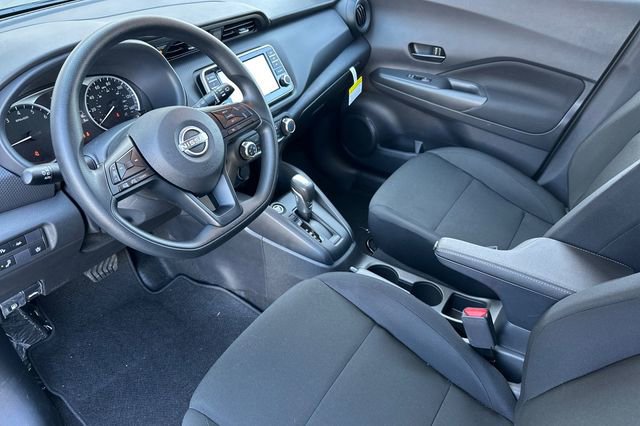 New 2025 Nissan Kicks Play S image 6
