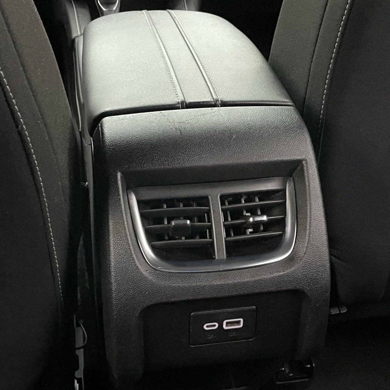 Used 2025 Chevrolet Blazer LT image 24