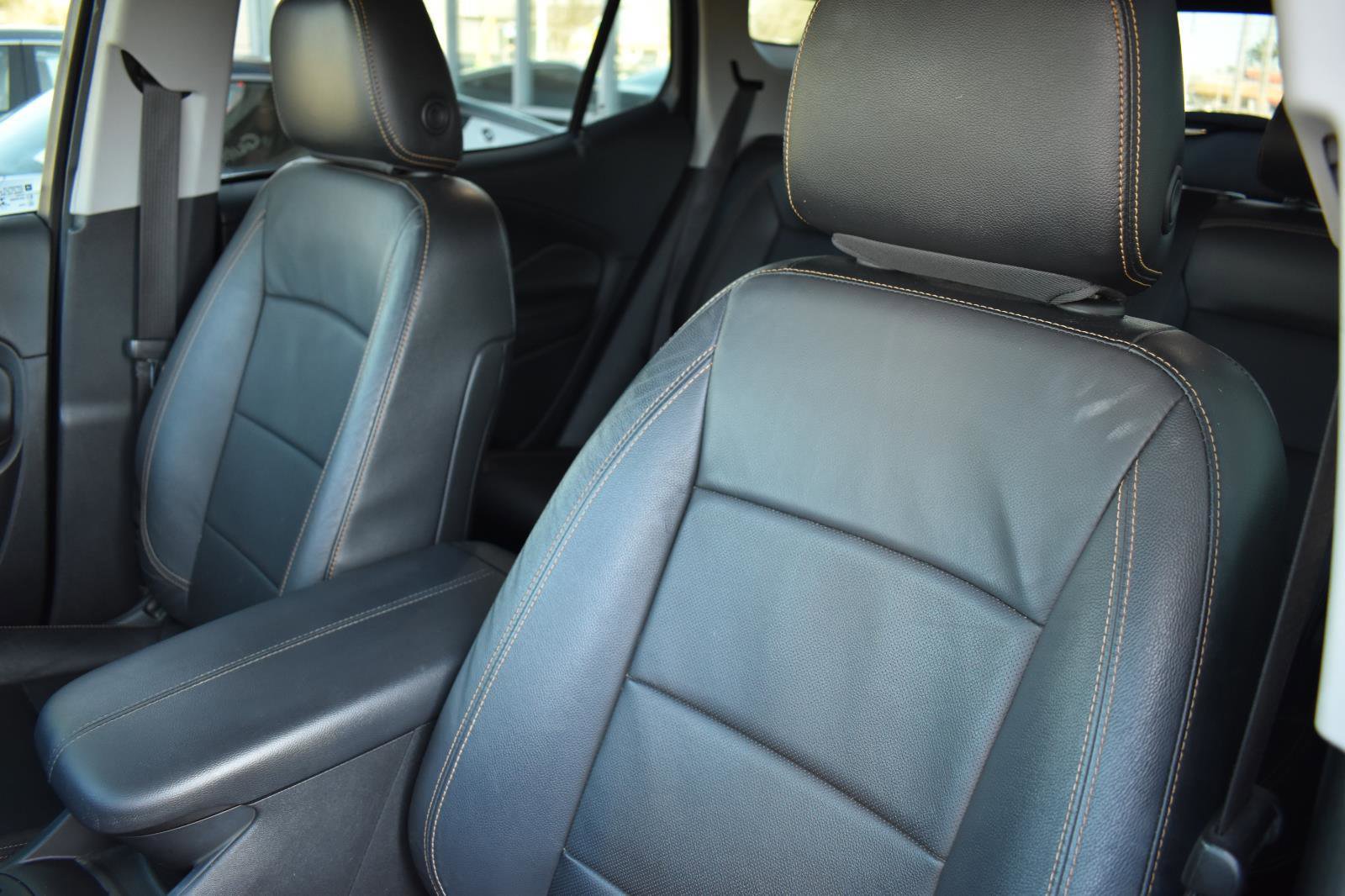 Used 2020 GMC Terrain SLT image 21