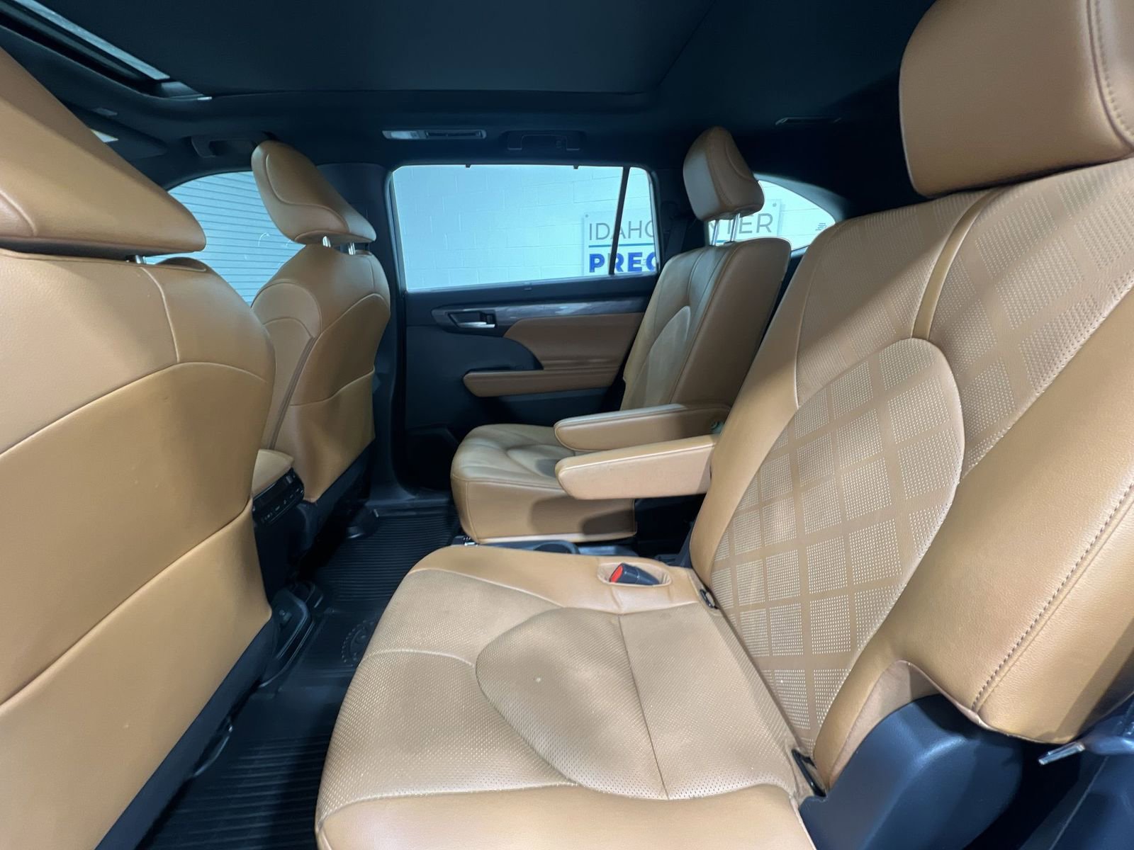 Used 2023 Toyota Highlander Platinum image 23
